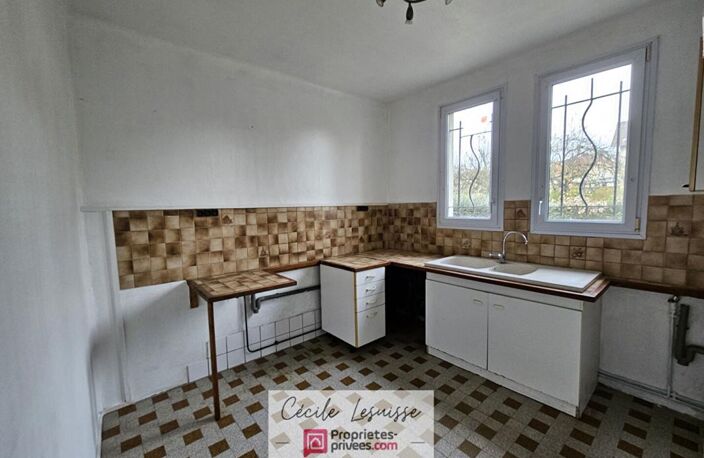 Maison familiale avec travaux, au calme, en centre-ville — photo 4