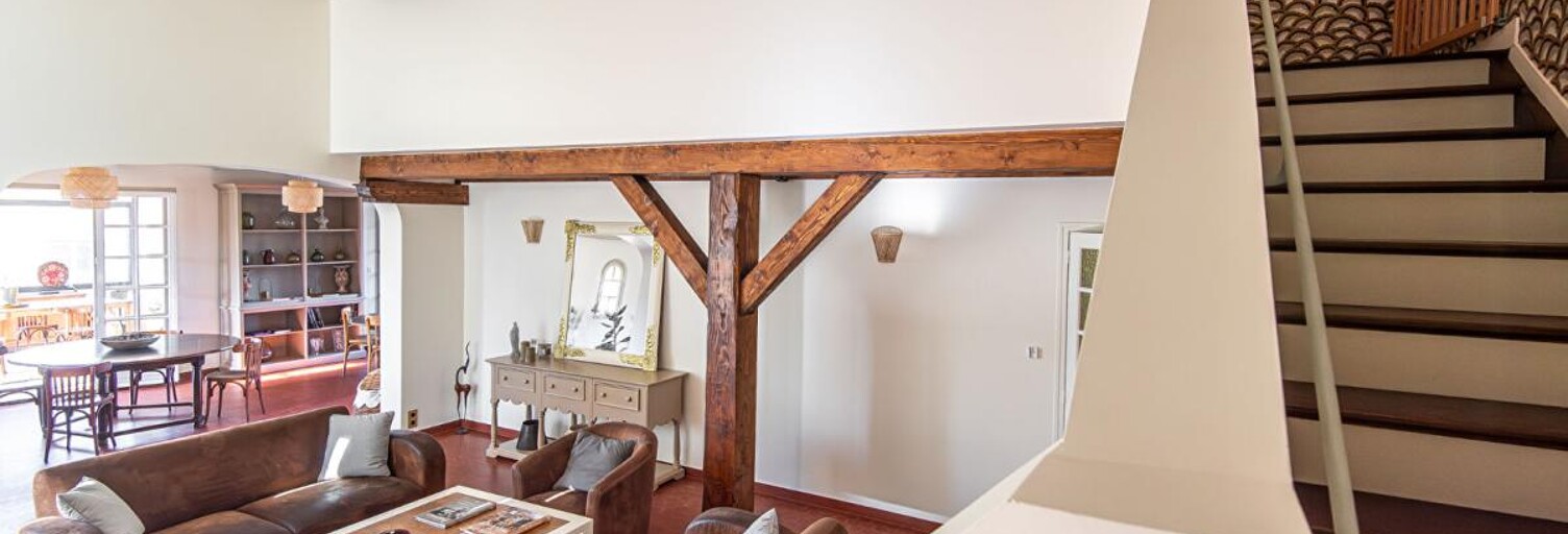Maison 9 Pièces 294 m² à vendre à Uzès (30700)