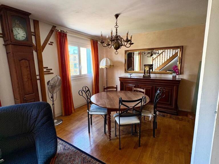 Duplex T3 avec cave et 2 places de parking sécurisées  Beau potentiel à proximité des Allées de Morlaàs — photo 1