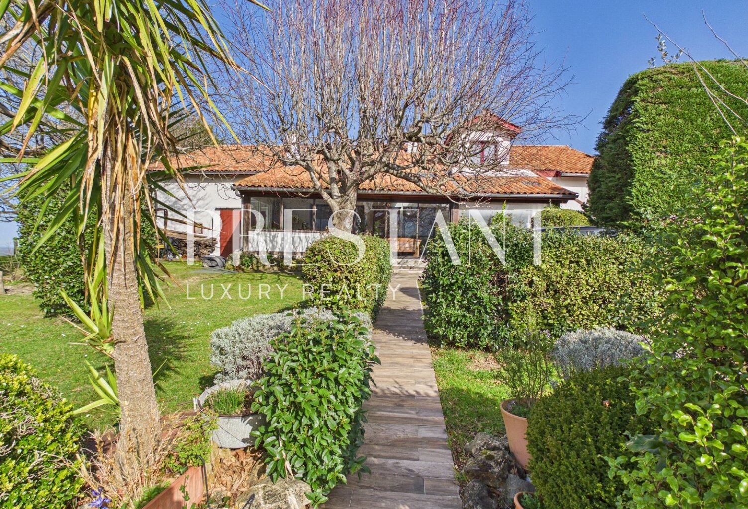 Maison — photo 1