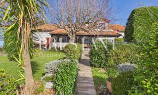 Maison 10 Pièces 311 m² à vendre à Espelette (64250)