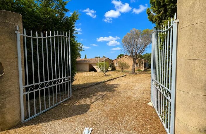 Maison de Plain Pied dans les Alpilles — photo 3