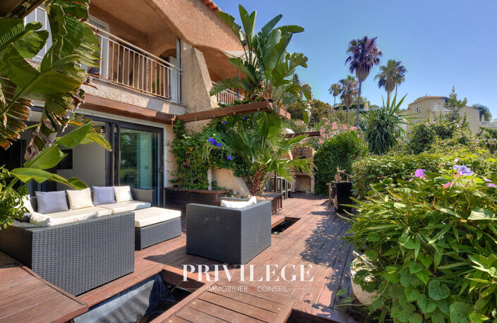 Golfe-Juan -- Appartement de 120 m2 avec terrasse plein sud d — photo 3