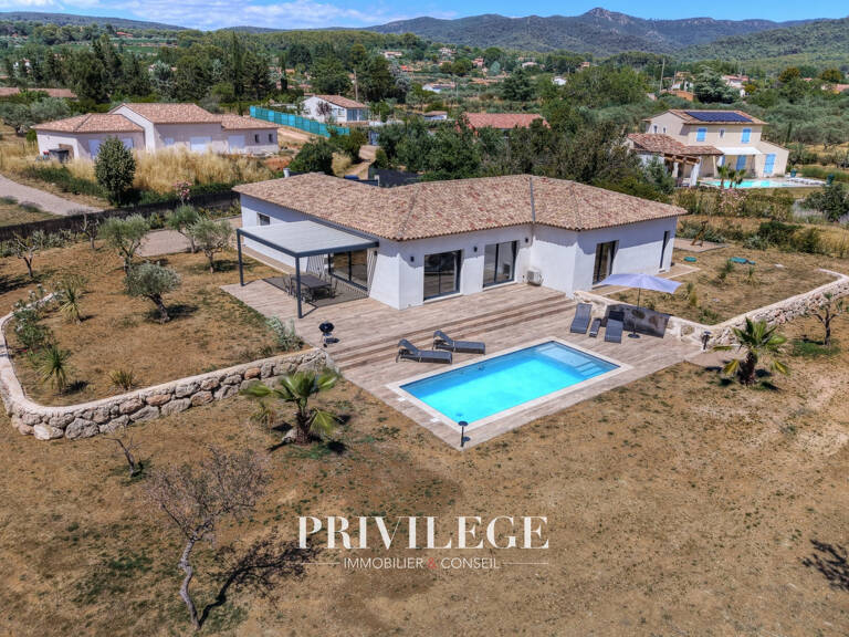 Aups -- Exclusivité -- Maison neuve avec piscine, prestations — photo 1