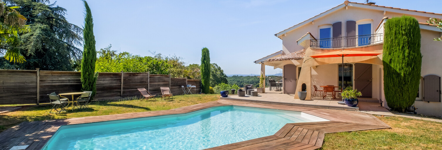Maison 7 Pièces 217 m² à vendre à Chaponnay (69970)