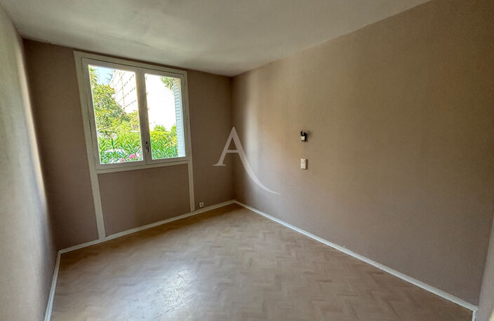 3 PIECES - AV DU RAY — photo 3