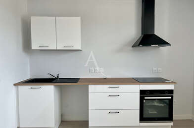 Appartement 3 pièces 585 €