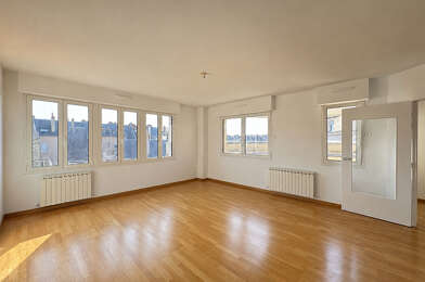 Appartement 4 pièces 381600 €