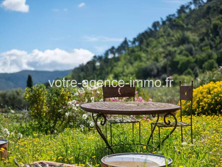 Aspremont grande maison avec jardin au calme — photo 1