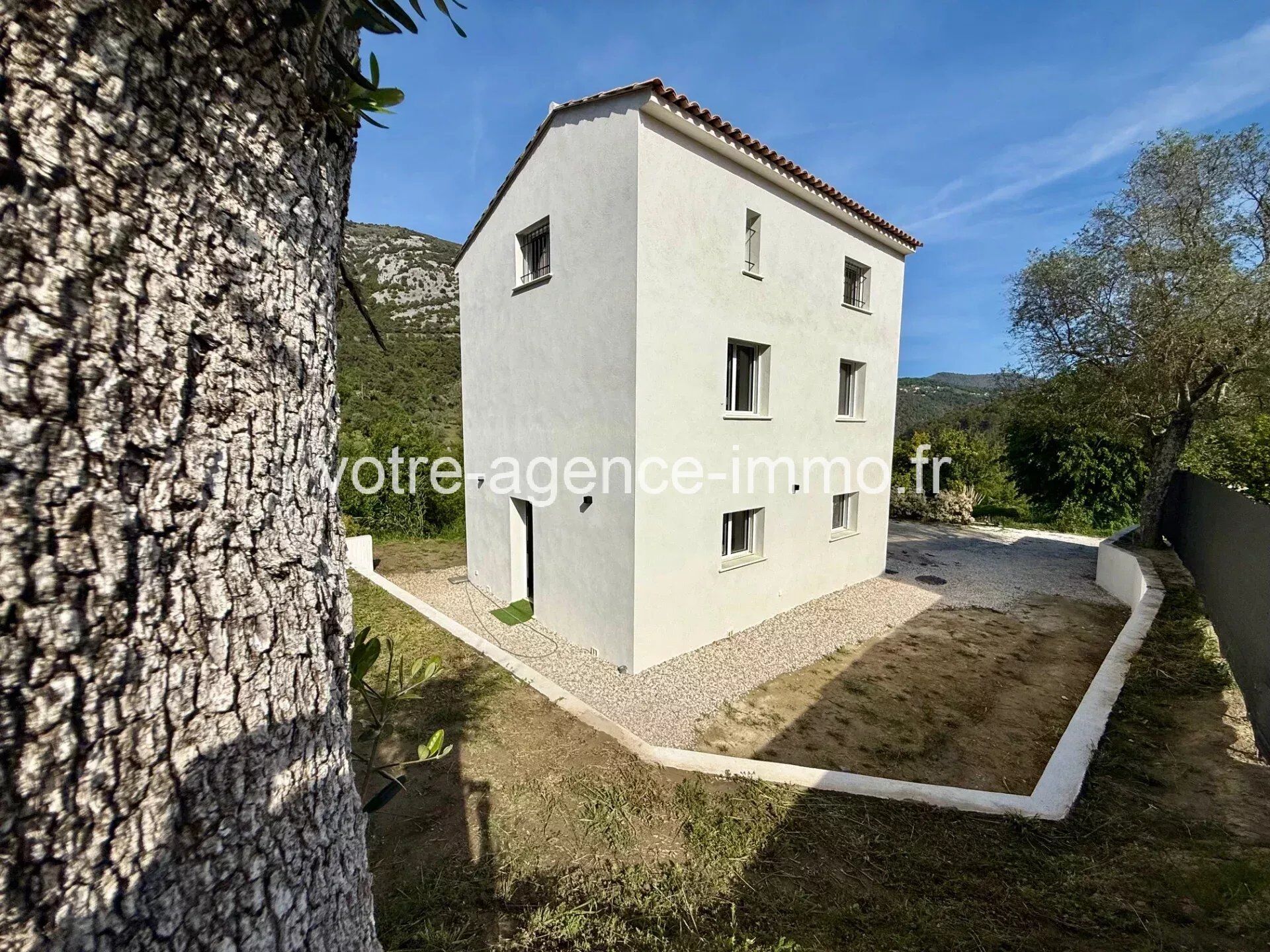 Photo Maison de 5 pièces Tourrette-Levens