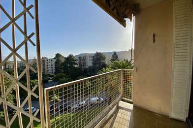 Appartement 3 pièces 1050 €