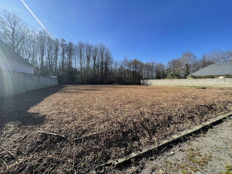 TERRAIN A BATIR 1000 M² SUD DE TARBES — photo 1