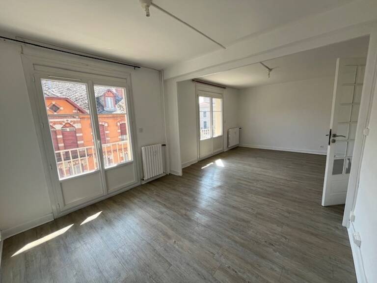 APPARTEMENT DE TYPE 4 75 M² AVEC CAVE ET GARAGE PRIVATIF — photo 1