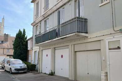 Appartement 3 pièces 750 €