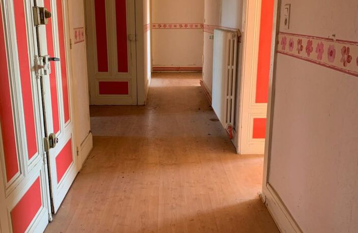 Spacieux appartement dans immeuble de caractère — photo 3