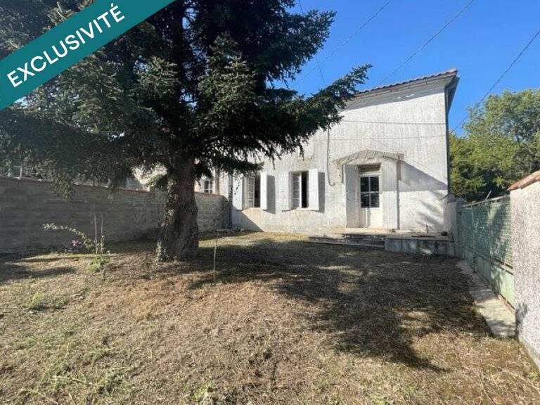 Maison ancienne à rénover avec chai et garage attenants — photo 1