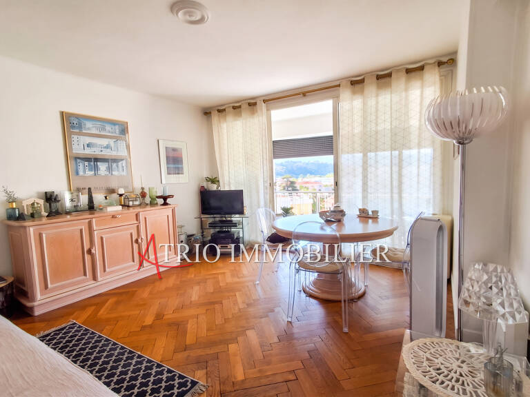 À Cagnes-sur-Mer, agréable appartement 2 pièces en bon état gé — photo 1