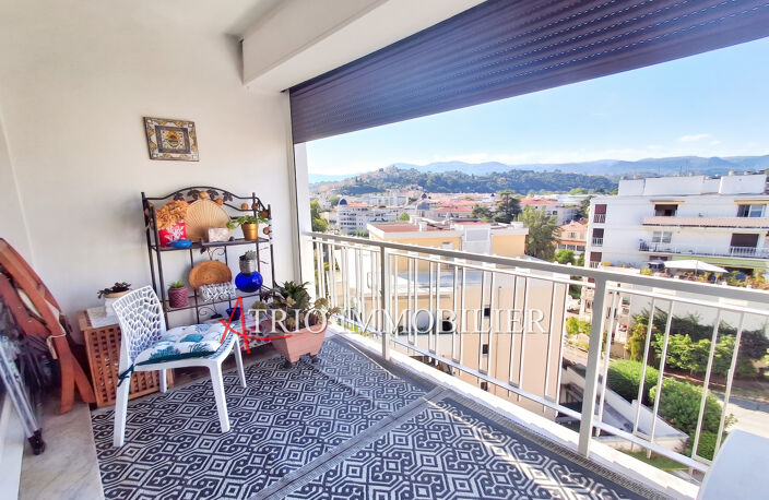 À Cagnes-sur-Mer, agréable appartement 2 pièces en bon état gé — photo 2