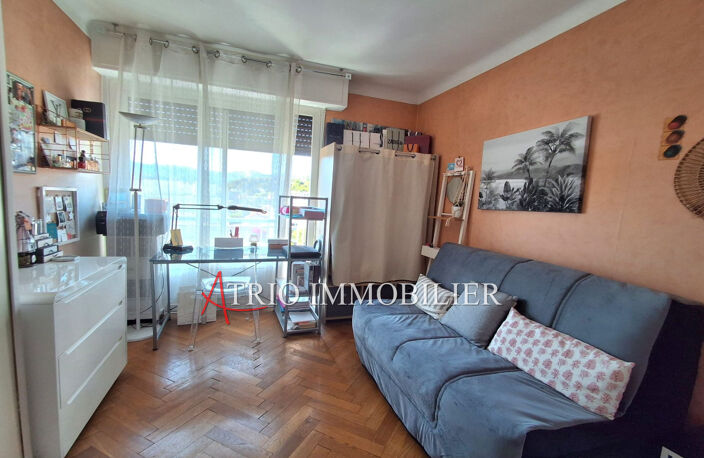À Cagnes-sur-Mer, agréable appartement 2 pièces en bon état gé — photo 4