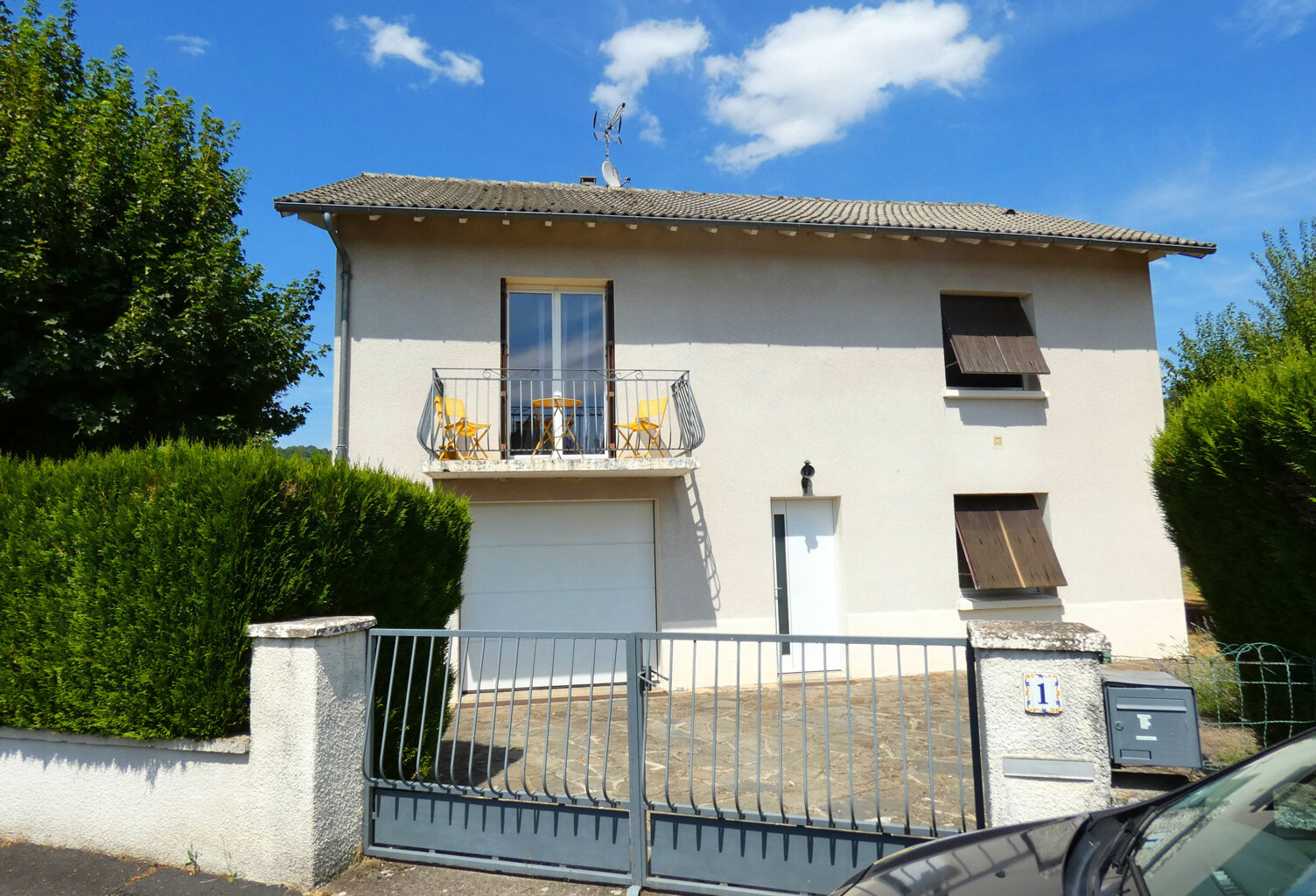 AURILLAC CAP BLANC PEYROLLES BELLE MAISON — photo 1