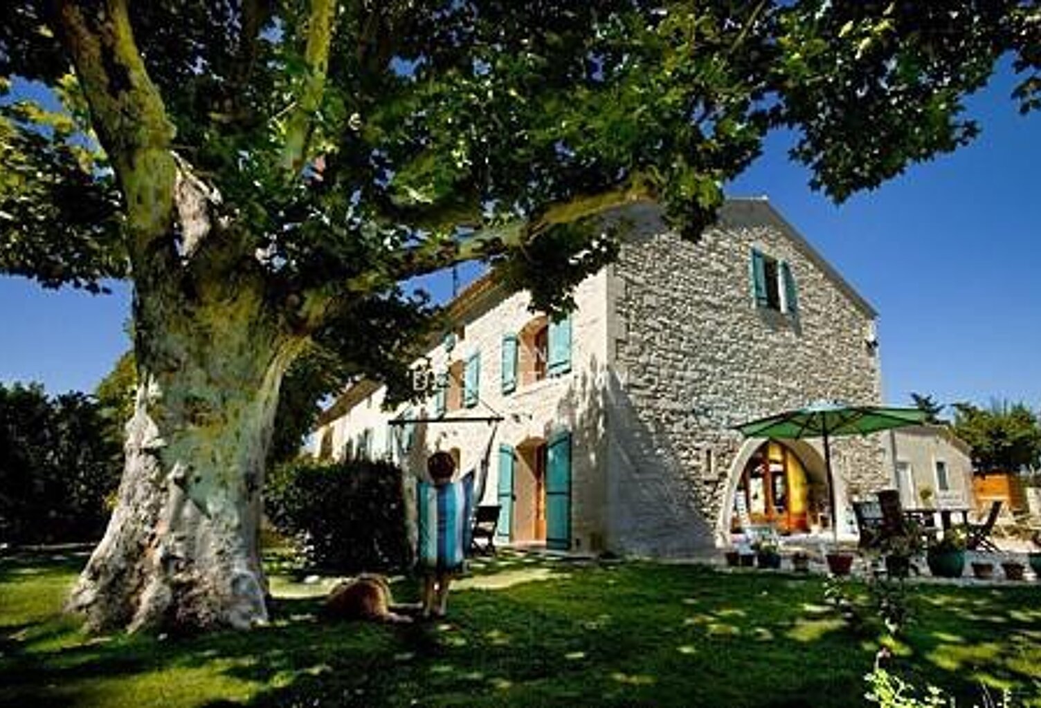 Charming farmhouse plus 5 apartments. — photo 1