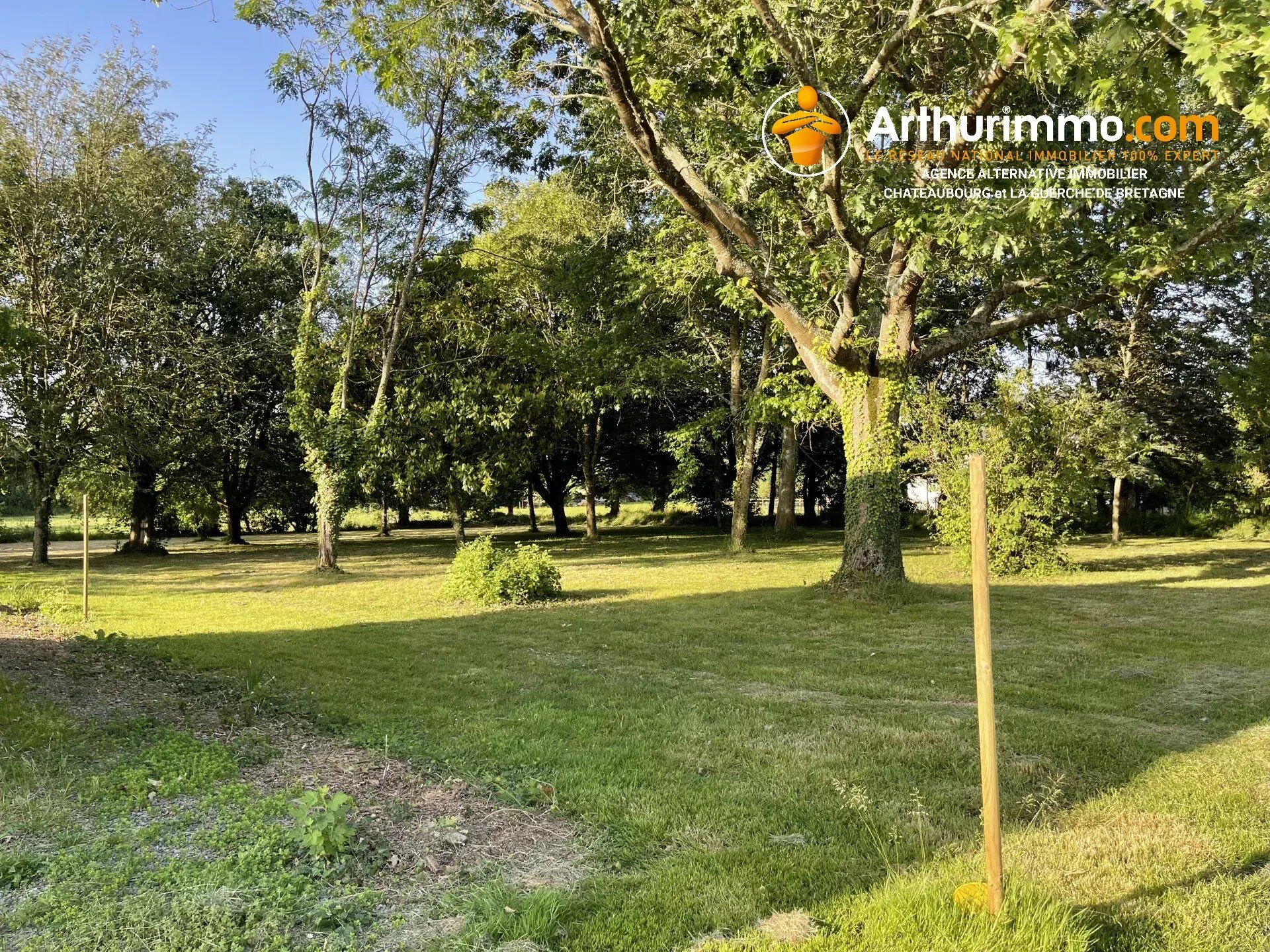 Terrain 1 pièce · à Louvigné-de-Bais · 141 435 €
