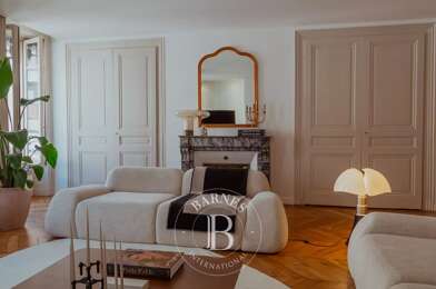 Appartement 2 pièces 2539 €
