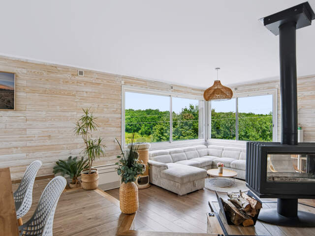 Maison - 189m2 - 6 pièces — photo du bien