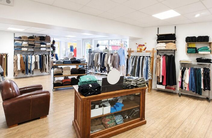 FONDS DE COMMERCE  PRÊT-À-PORTER HOMME  CENTRE-VILLE TONNEINS — photo 3