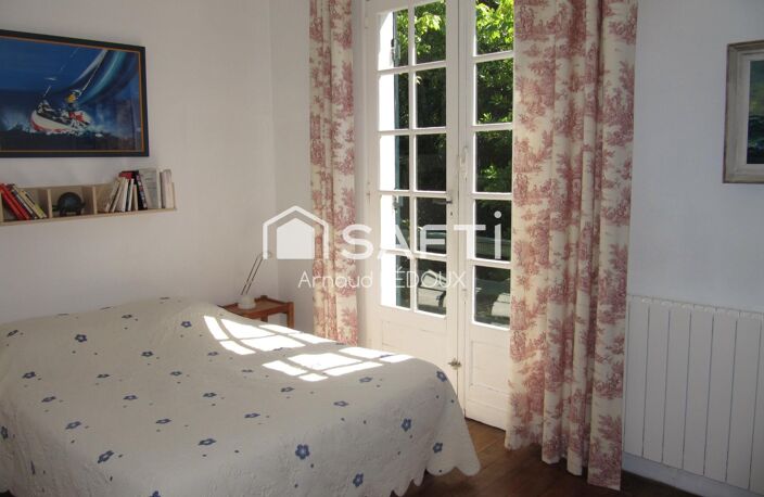 Ville d'Hiver  Deux villas de caractère dans un cadre privilégié — photo 3