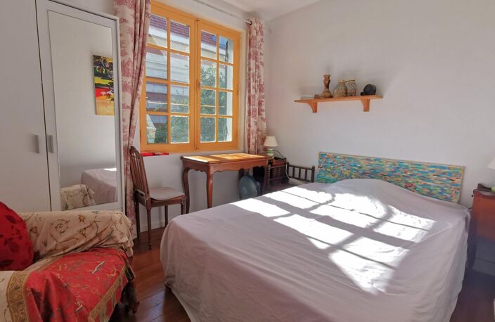 Ville d'Hiver  Deux villas de caractère dans un cadre privilégié — photo 5