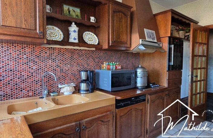 Maison avec vue, grand terrain et beau potentiel — photo 3