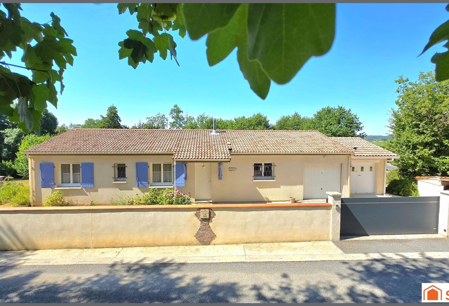Maison contemporaine de plain-pied 118 m² sur parc arboré de près de 2000 m² à 5 mn de toutes commodités — photo 1