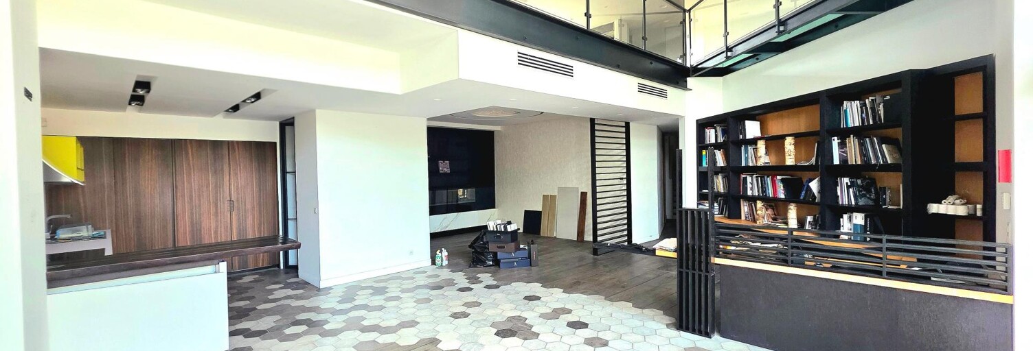 Commerce 4 Pièces 178 m² à louer à Ferrières-en-Brie (77164)