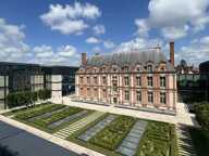 A LOUER - APPARTEMENT 3 PIECES SITUE EN HYPER CENTRE VILLE DE CHARTRES — photo 2