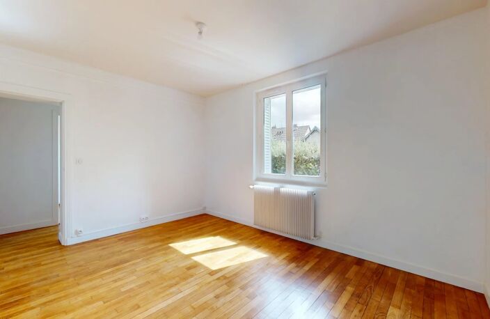 A LOUER - APPARTEMENT 3 PIECES SITUE EN HYPER CENTRE VILLE DE CHARTRES — photo 5