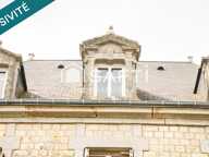 Maison en pierre de caractère à restaurer de 130 m² avec 4 chambres, toiture récente, double vitrage, combles aménageables et jardin. Secteur calme à Larchamp, à 50 min de la mer. Fort potentiel ! — photo 2