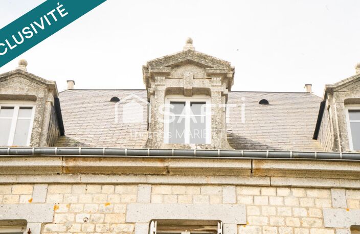 Maison en pierre de caractère à restaurer de 130 m² avec 4 chambres, toiture récente, double vitrage, combles aménageables et jardin. Secteur calme à Larchamp, à 50 min de la mer. Fort potentiel ! — photo 2