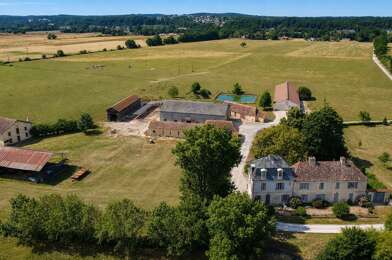Maison 10 pièces 880000 €
