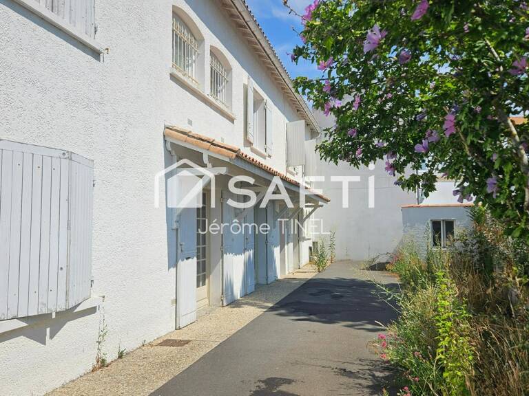 Centre Breuillet, au calme absolu — photo 1