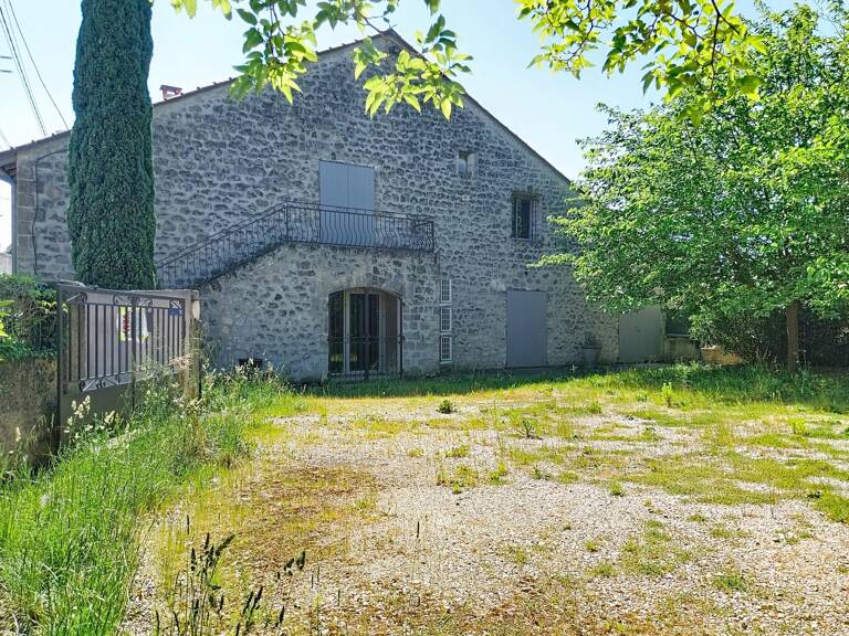 Maison en pierre avec bureaux et parkings — photo 1