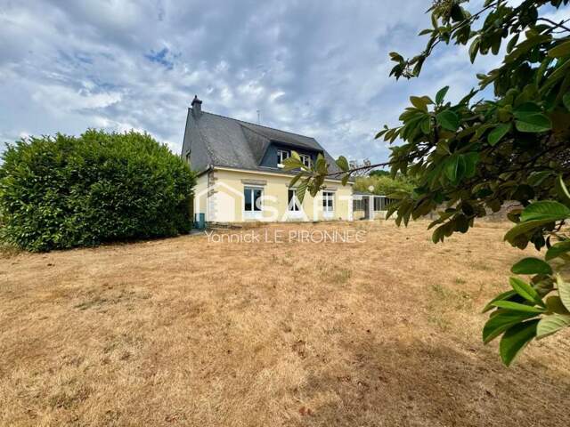 Maison T6 159m² + Terrain constructible centre Ambon — photo du bien