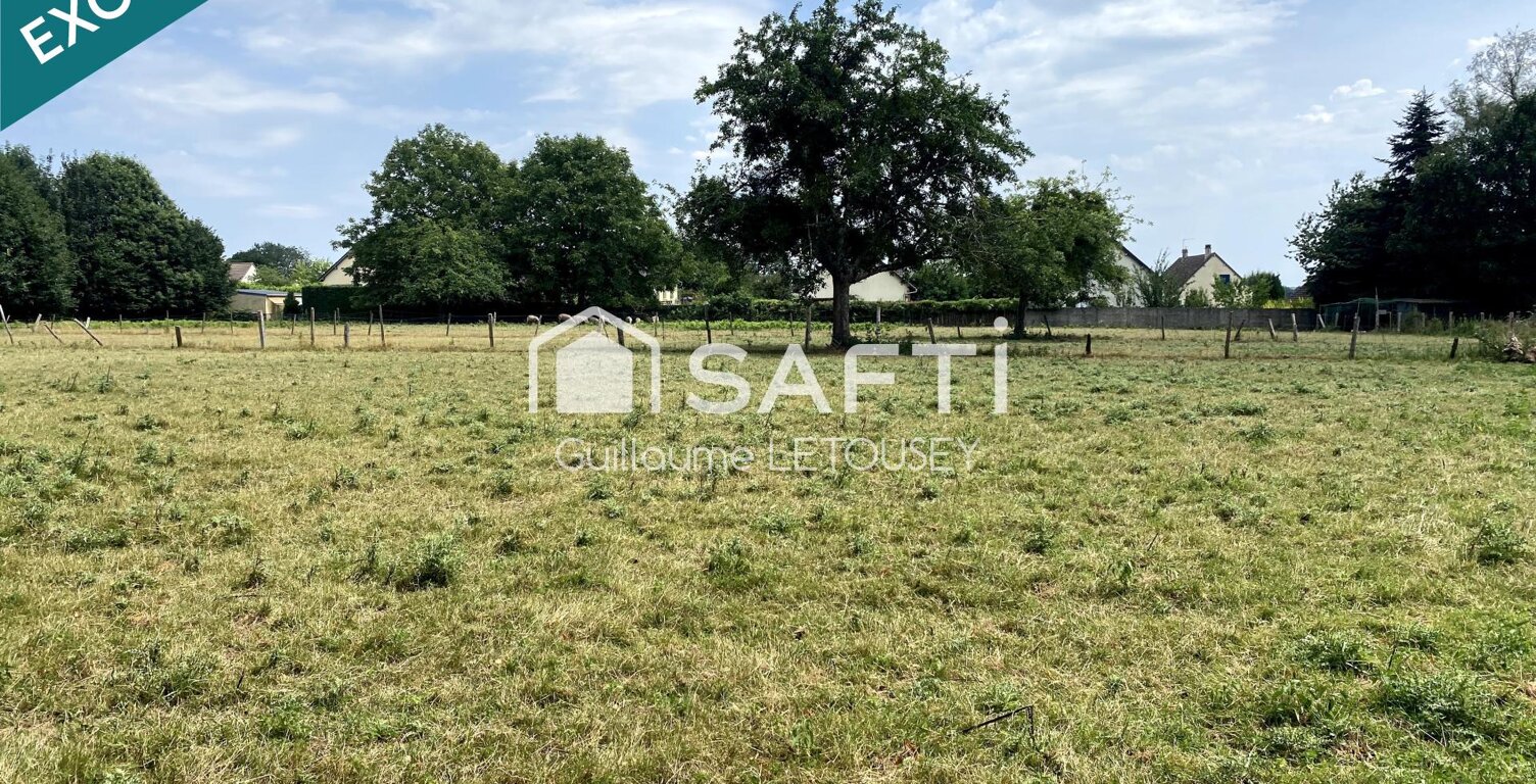 Terrain constructible de 6100m2 à la Lucerne d'Outremer — photo 1