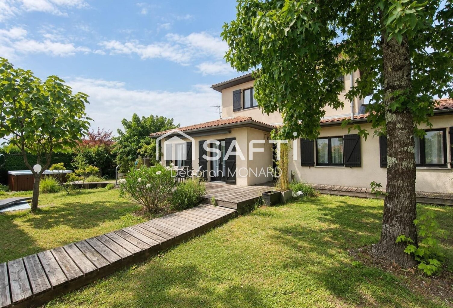 MAISON FAMILIALE SUR SAINT MEDARD EN JALLES — photo 1