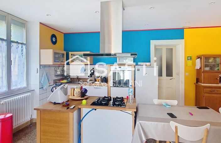 Maison spacieuse avec garage, terrasse, jardin au calme absolu ! — photo 5