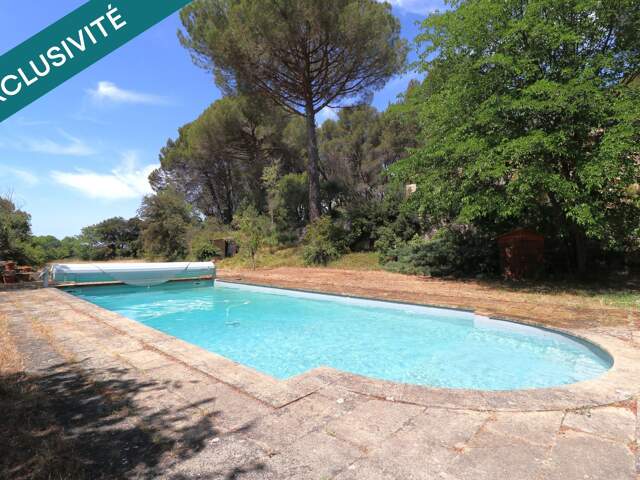 Lambesc, ensemble immobilier 280m² sur 7hectares — photo du bien