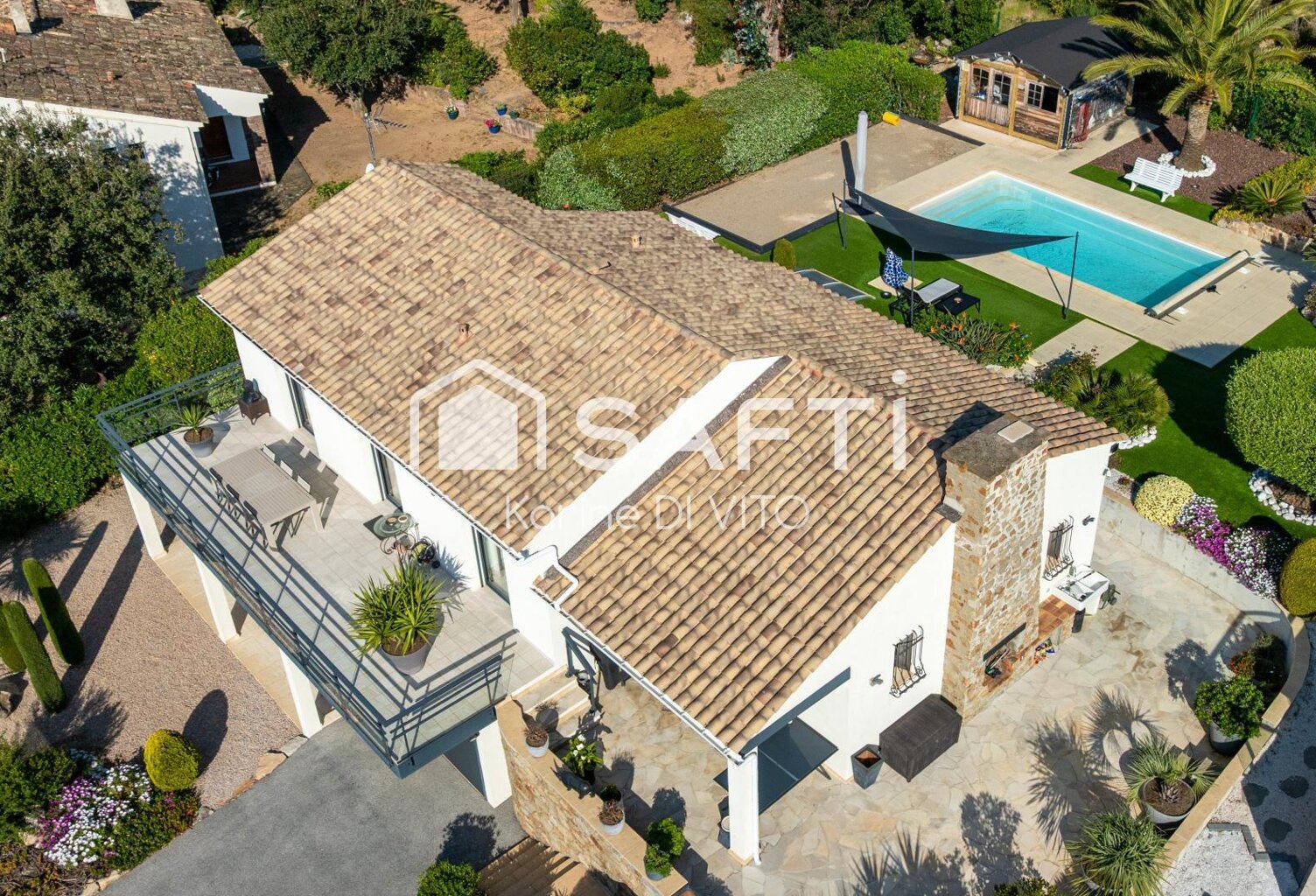 Vue mer - Piscine - Boulodrome - Garage et stationnement — photo 1