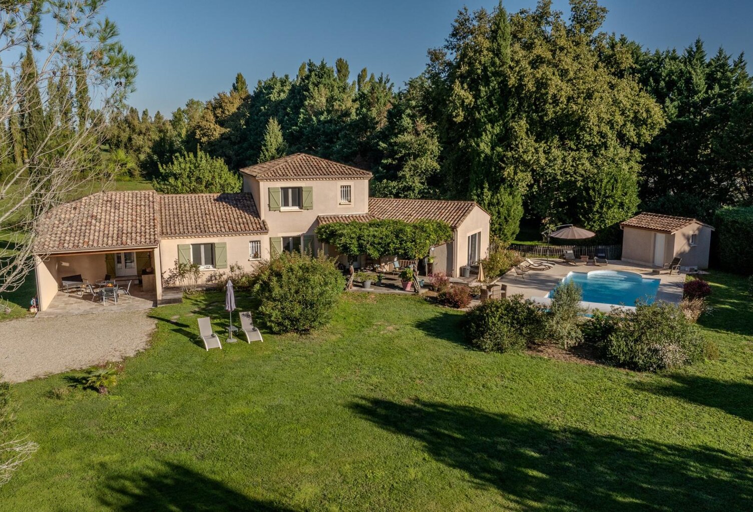 Coup de cœur  Maison familiale avec piscine — photo 1
