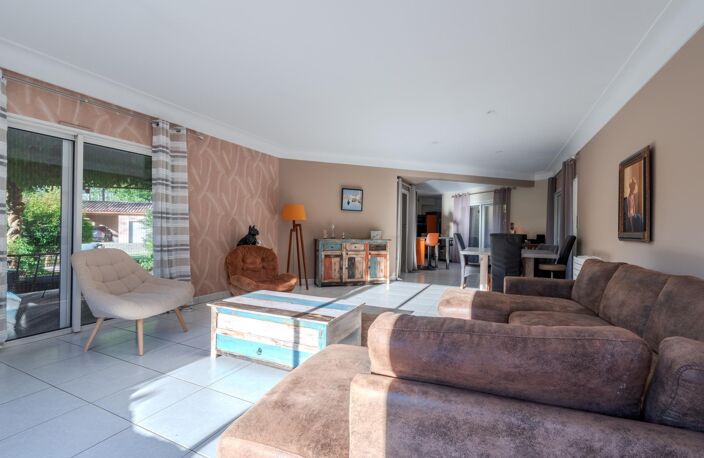 Coup de cœur  Maison familiale avec piscine — photo 5