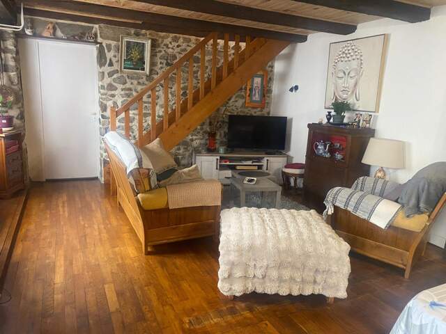 Maison - 141m² - 6 pièces — photo du bien